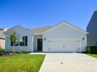 842 Adelston Ln, Asheville, NC 28804