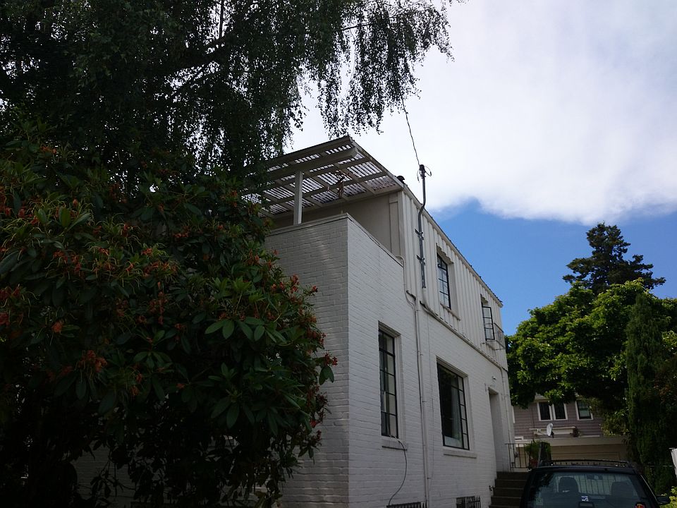 2nd image of 2207 13th Ave E