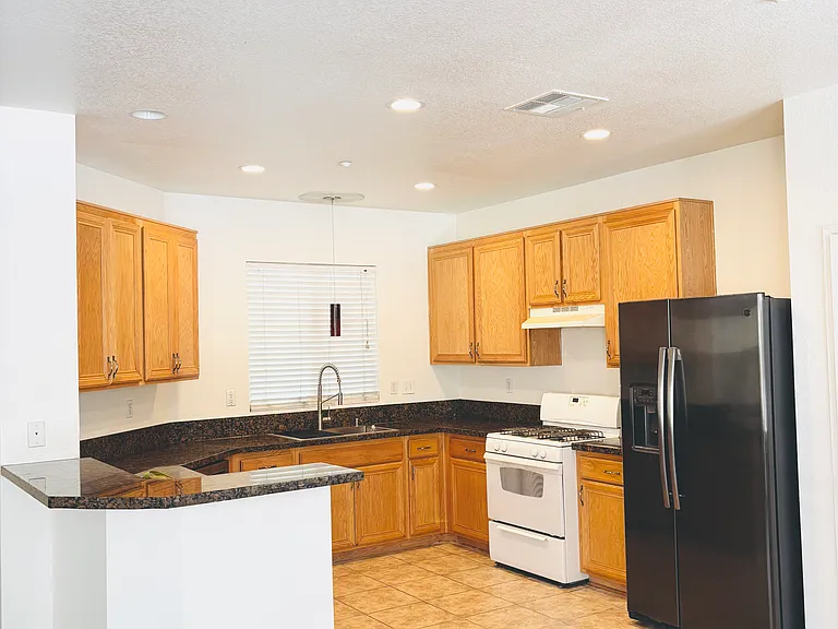 16284 Ladybird Way — Photo 7
