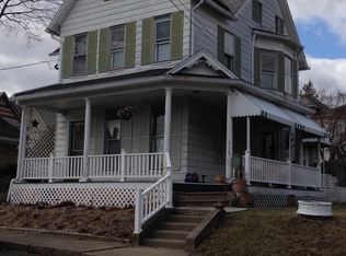 113 E Babbitt Ave, Pen Argyl, PA 18072
