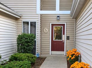 815 W Puetz Rd, Oak Creek, WI 53154