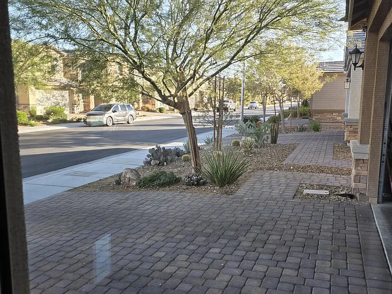 1277 Ossa St — Photo 13