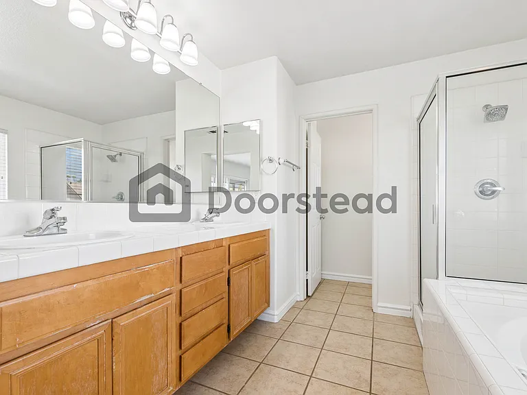 42075 Dunes Ct — Photo 38