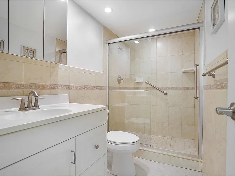 4250 Galt Ocean Dr #PHB — Photo 20