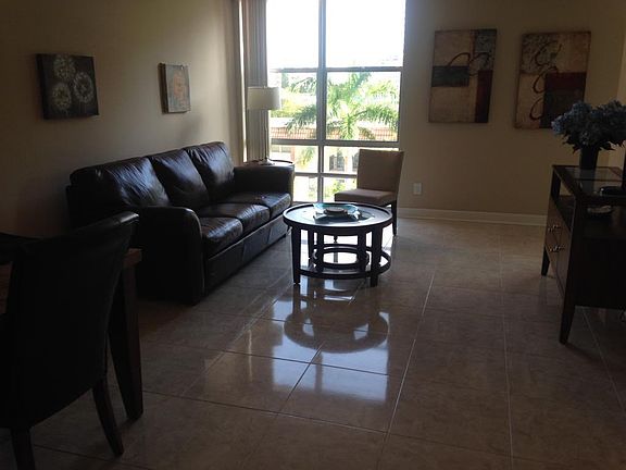 2nd image of 210 172nd St APT 523