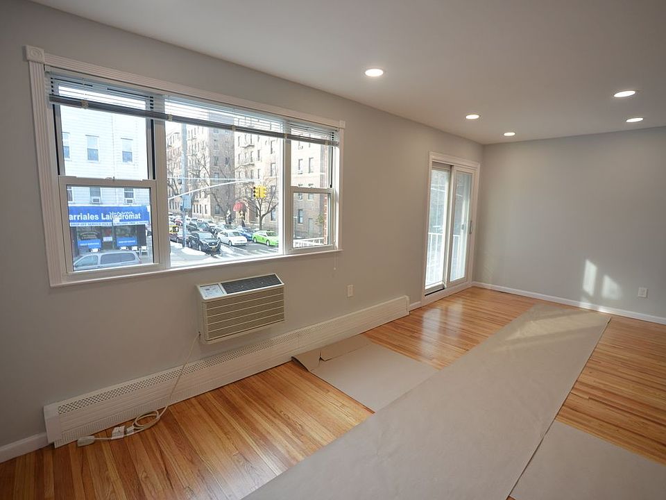 1st image of 35-01 28th Ave #2