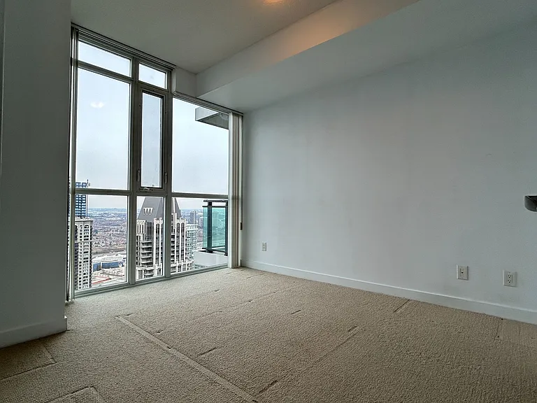 4070 Confederation Pkwy #4407 — Photo 11