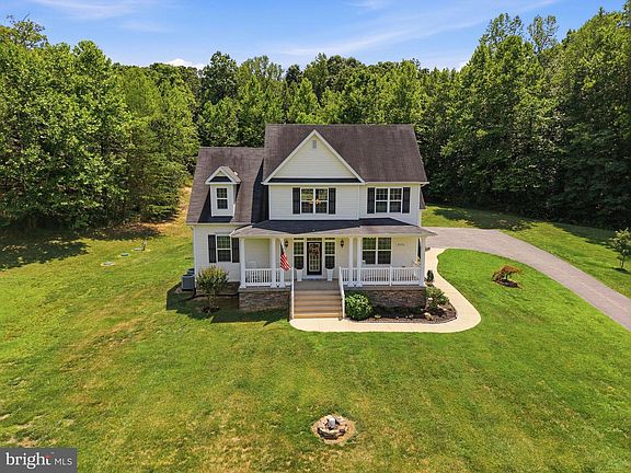 2nd image of 3730 Thunder Hill Dr