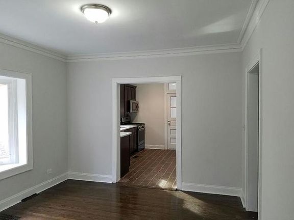 3rd image of 102 Bellwood Ave