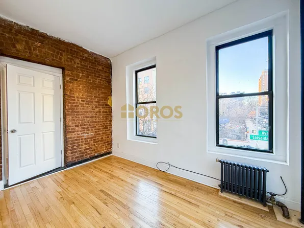 700 East 9th Street image 1 of 8