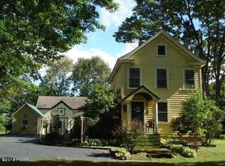 604 Avenue F, Matamoras, PA 18336