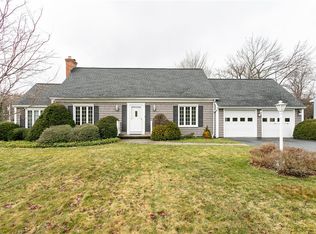 41 Hill Ter, Henrietta, NY 14467