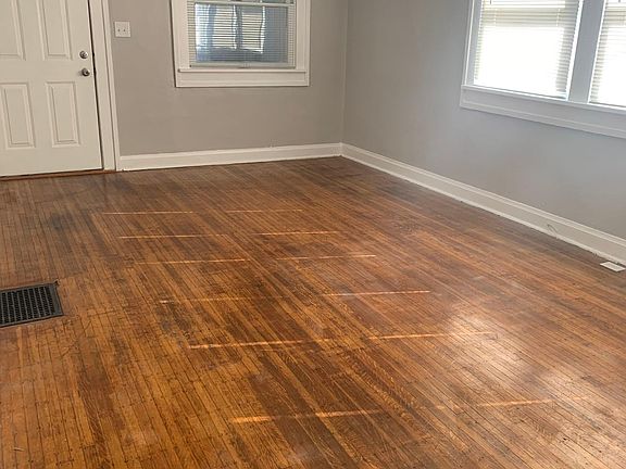 2nd image of 4202 Carrollton Ave