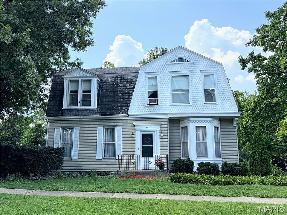 1st image of 411 N High St
