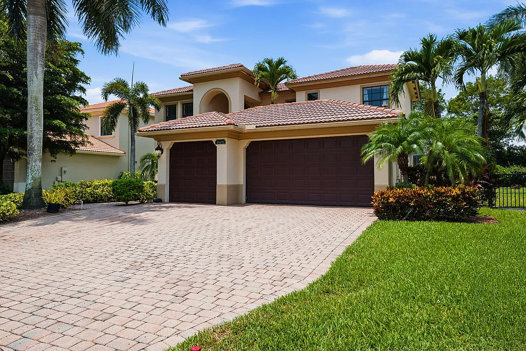 4 bed, 2956 sqft, $6,500 — Photo 3