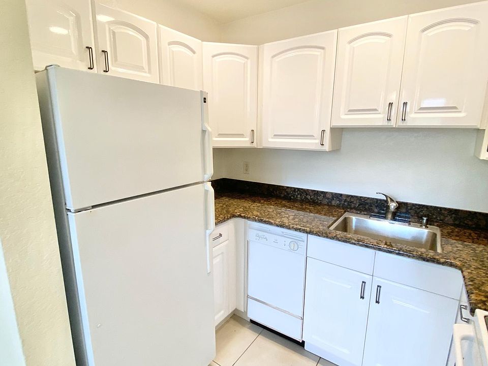 1st image of 1220 Tequesta St #3