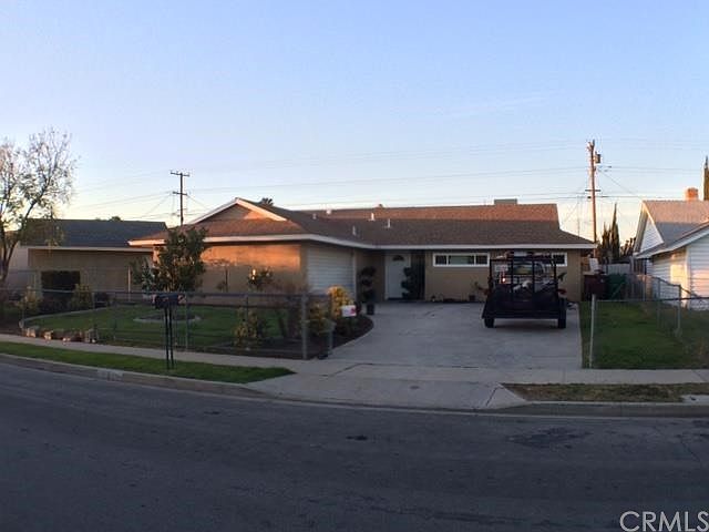 1st image of 25388 Filaree Ave