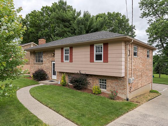 4th image of 7420 Liberty Ct