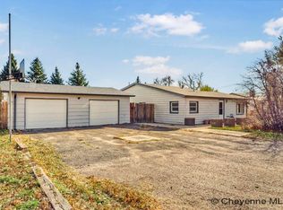 317 Lake Pl, Cheyenne, WY 82007