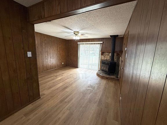 4th image of 710 Upland Ln