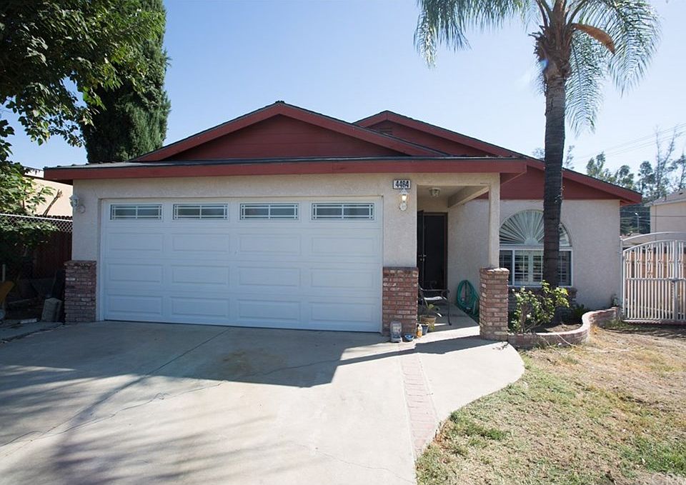 1st image of 4464 Los Serranos Blvd