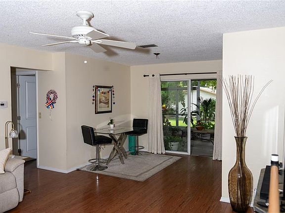 4th image of 150 STAFFORD CIRCLE