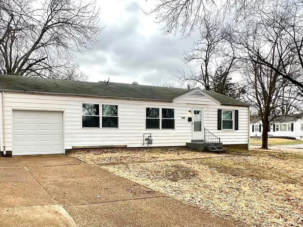 10320 Ewell Dr, Saint Louis, MO 63137
