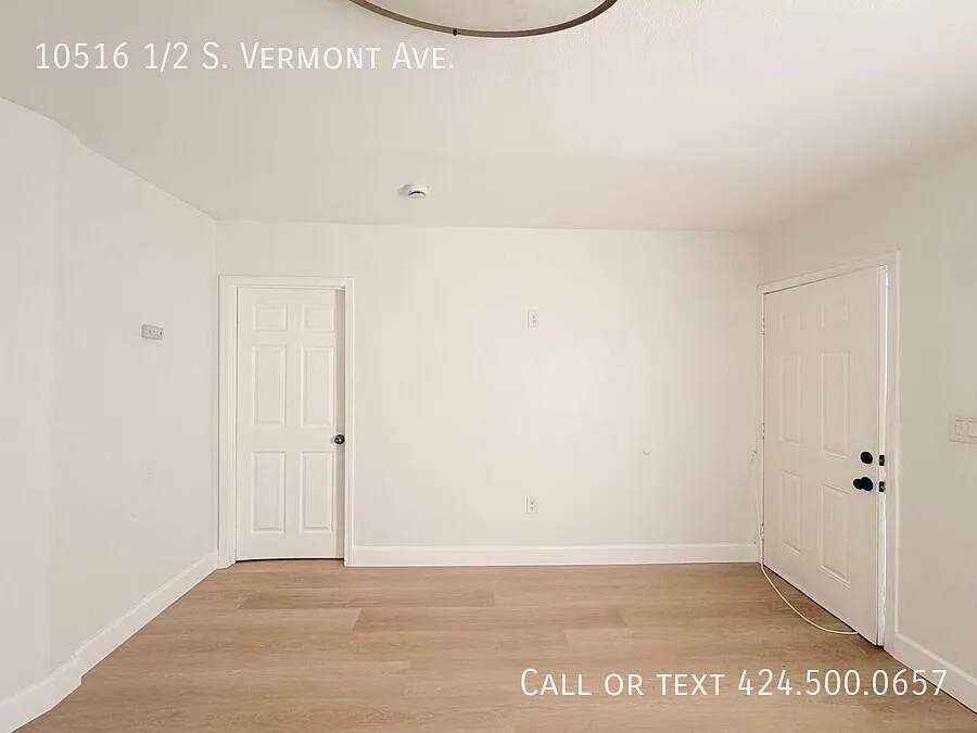 Recently Renovated 2 Bedroom Unit!! — Photo 4