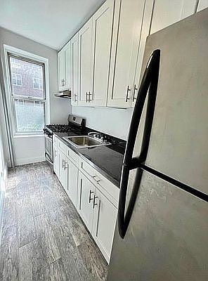 5th image of 10905 72nd Ave APT 1K