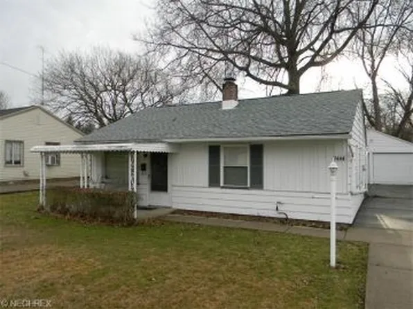 7444 Oregon Trl, Boardman, OH 44512