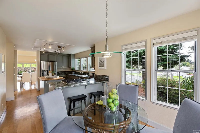 Thumbnail 20