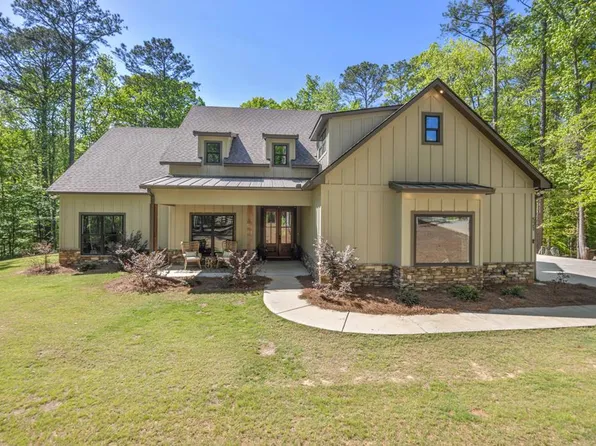 521 Cedar Dr, Pine Mountain, GA 31822