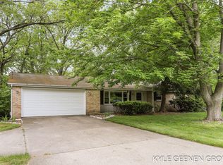 406 Donann Dr, Holland, MI 49424