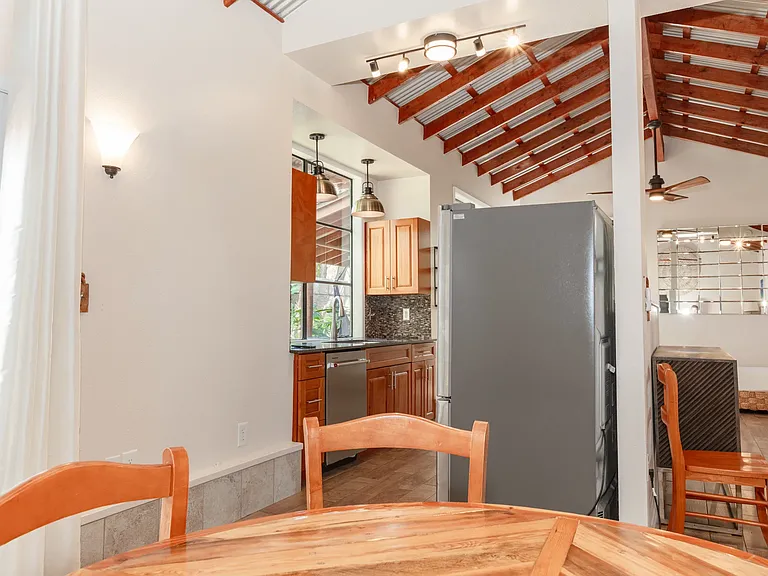 308 Awakea Rd — Photo 9