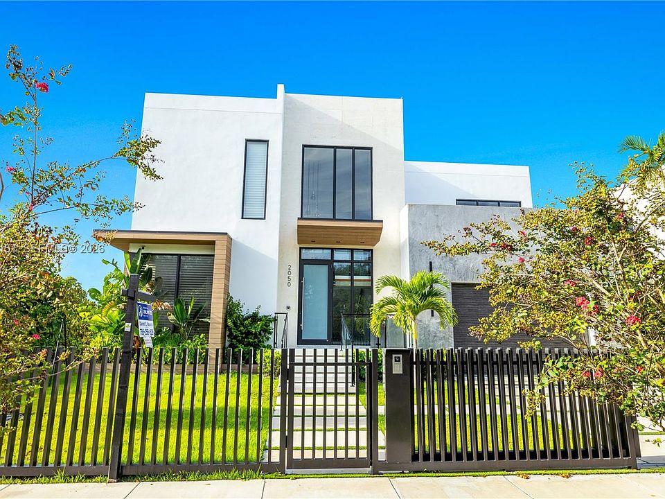 1st image of 2050 S Hibiscus Dr