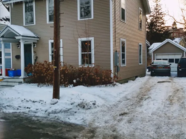 39 Latham Ct, Burlington, VT 05401