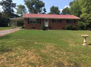 593 Baxter Rd SE #B, Calhoun, GA 30701