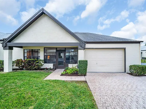 945 Rosewood Ln, Palm Harbor, FL 34684