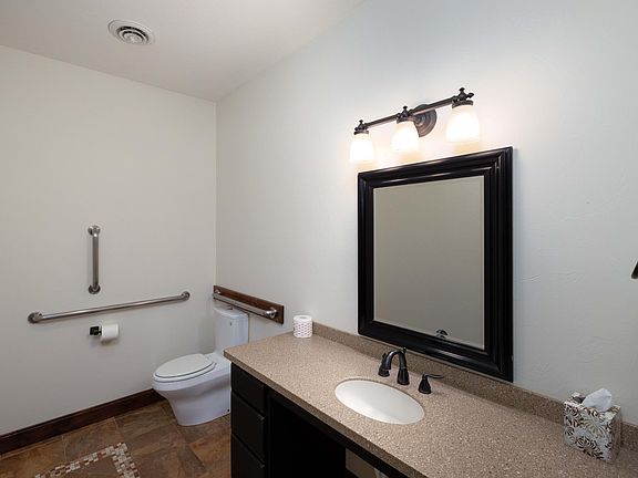 3rd image of 379 Briar Pl #1