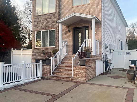 2nd image of 55 Station Ave
