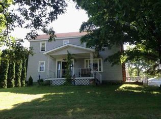 2768 River Rd, Melrose, NY 12121