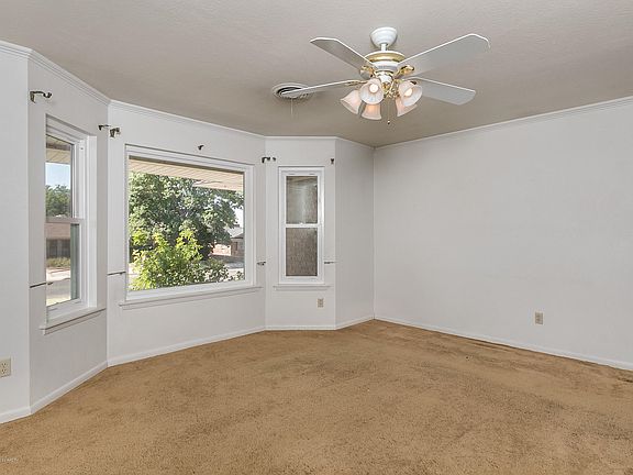 4th image of 1415 Creekmere Dr