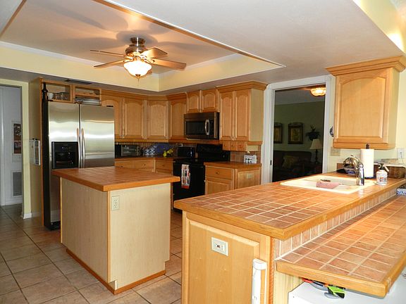 4th image of 2948 Clubhouse Dr W