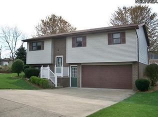 112 Angel Dr, Dover, OH