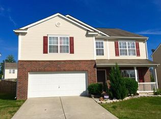 9414 Prestbury Blvd, Charlotte, NC 28216