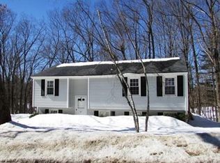 31 Clark Rd, Sturbridge, MA 01518