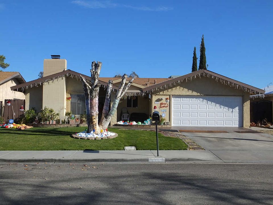 1st image of 44812 Denmore Ave