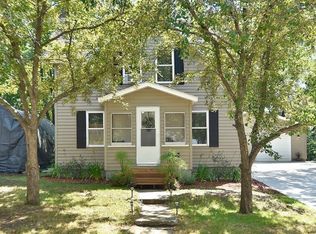 1119 2nd St NW, Faribault, MN 55021