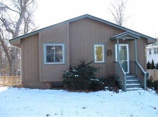 216 3rd St, Excelsior, MN 55331