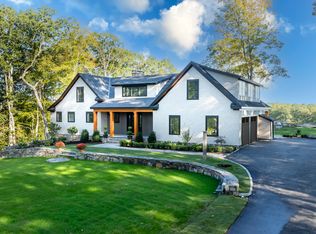 703 Fox Hopyard Road, East Haddam, CT 06423